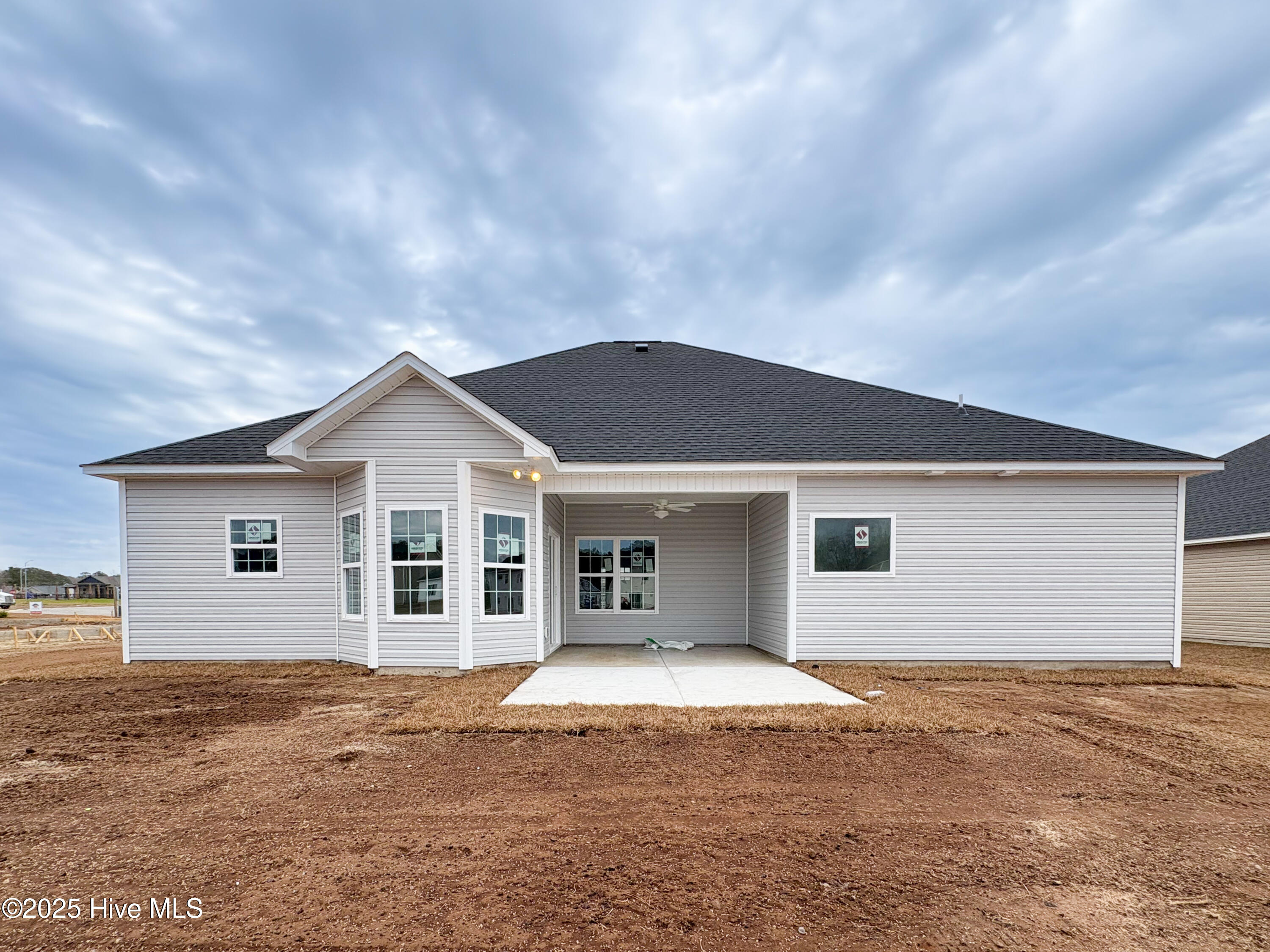 466 Pebble Shore Drive