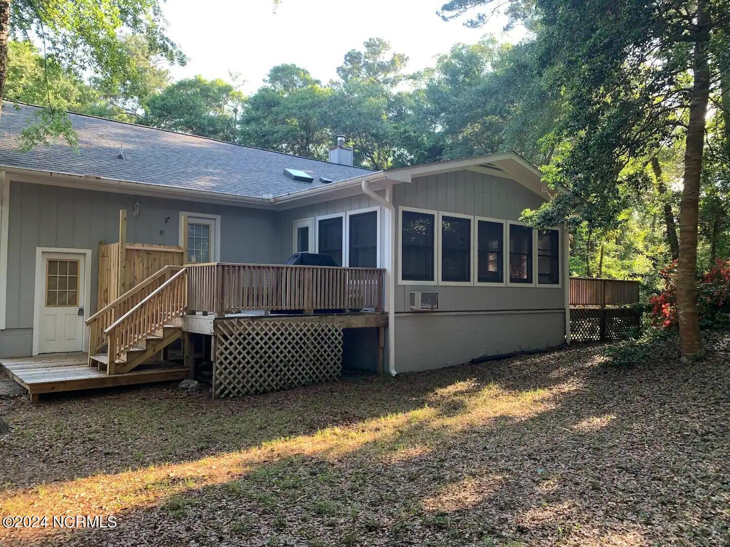 255 Oakleaf Drive