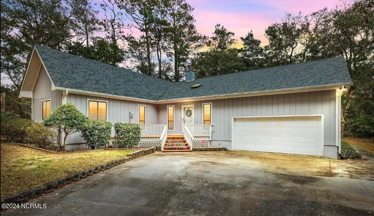 255 Oakleaf Drive