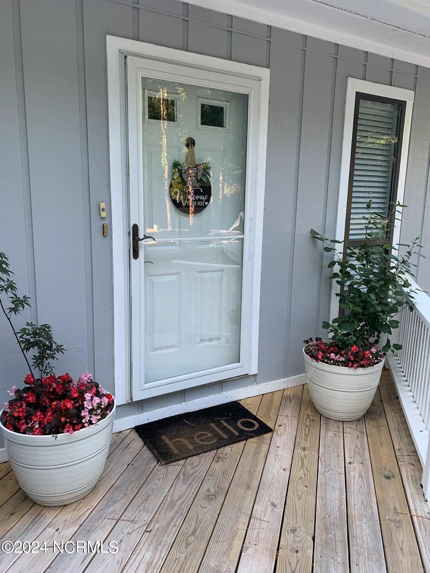 255 Oakleaf Drive