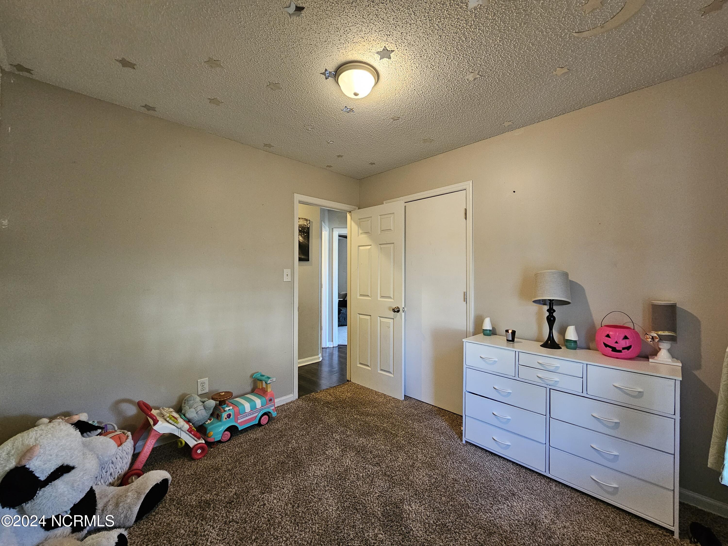 410 Hunting Green Drive