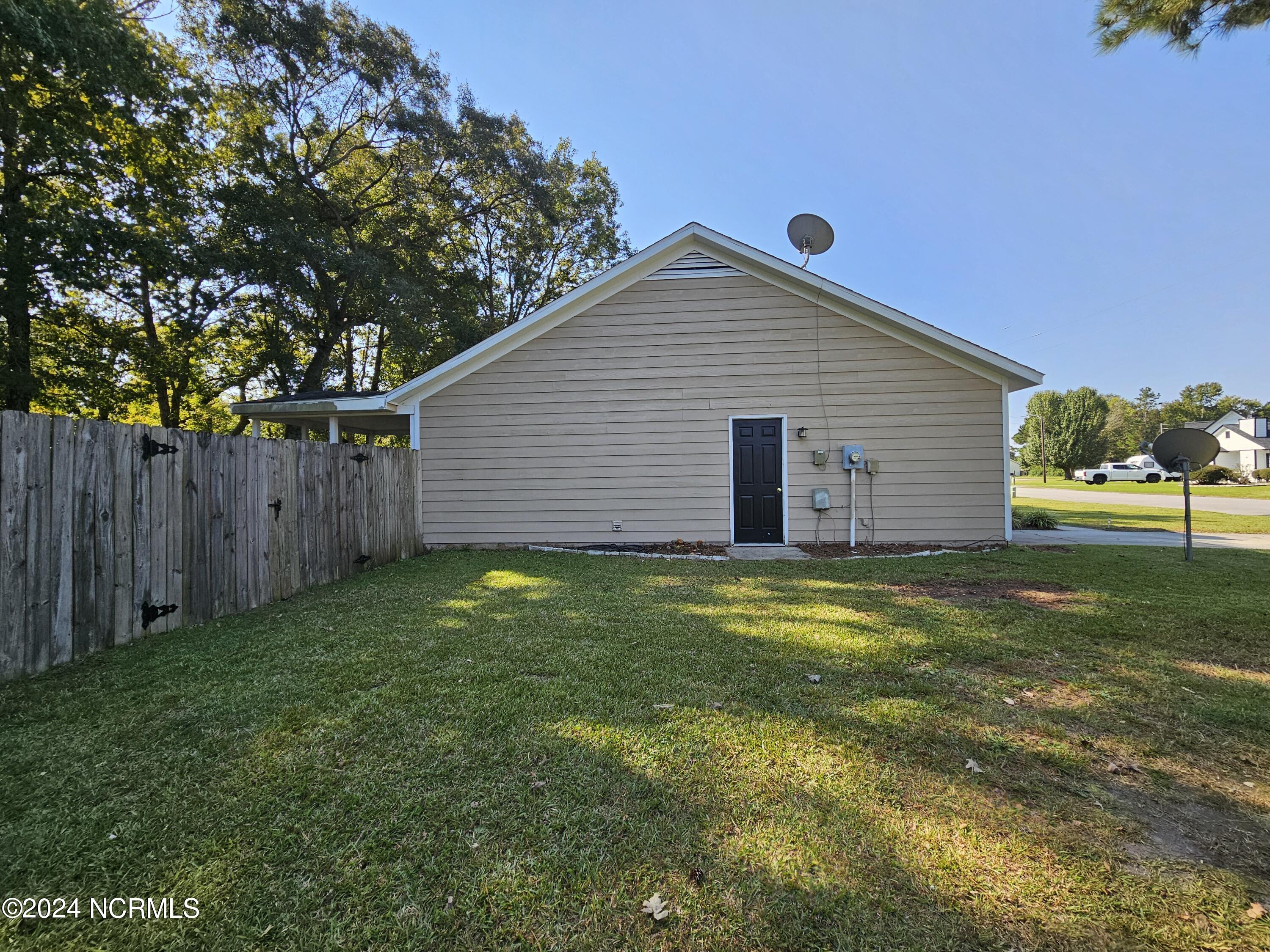 410 Hunting Green Drive