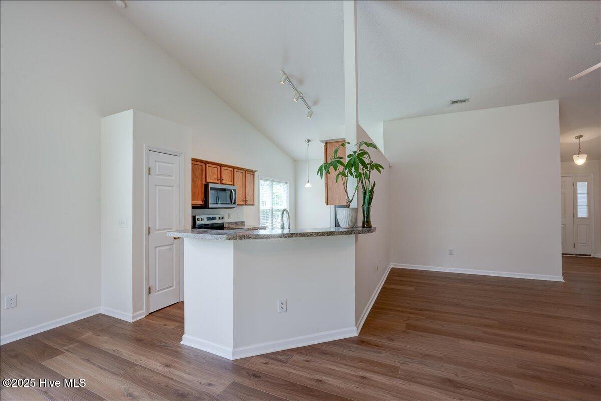 110 Kenmore Court