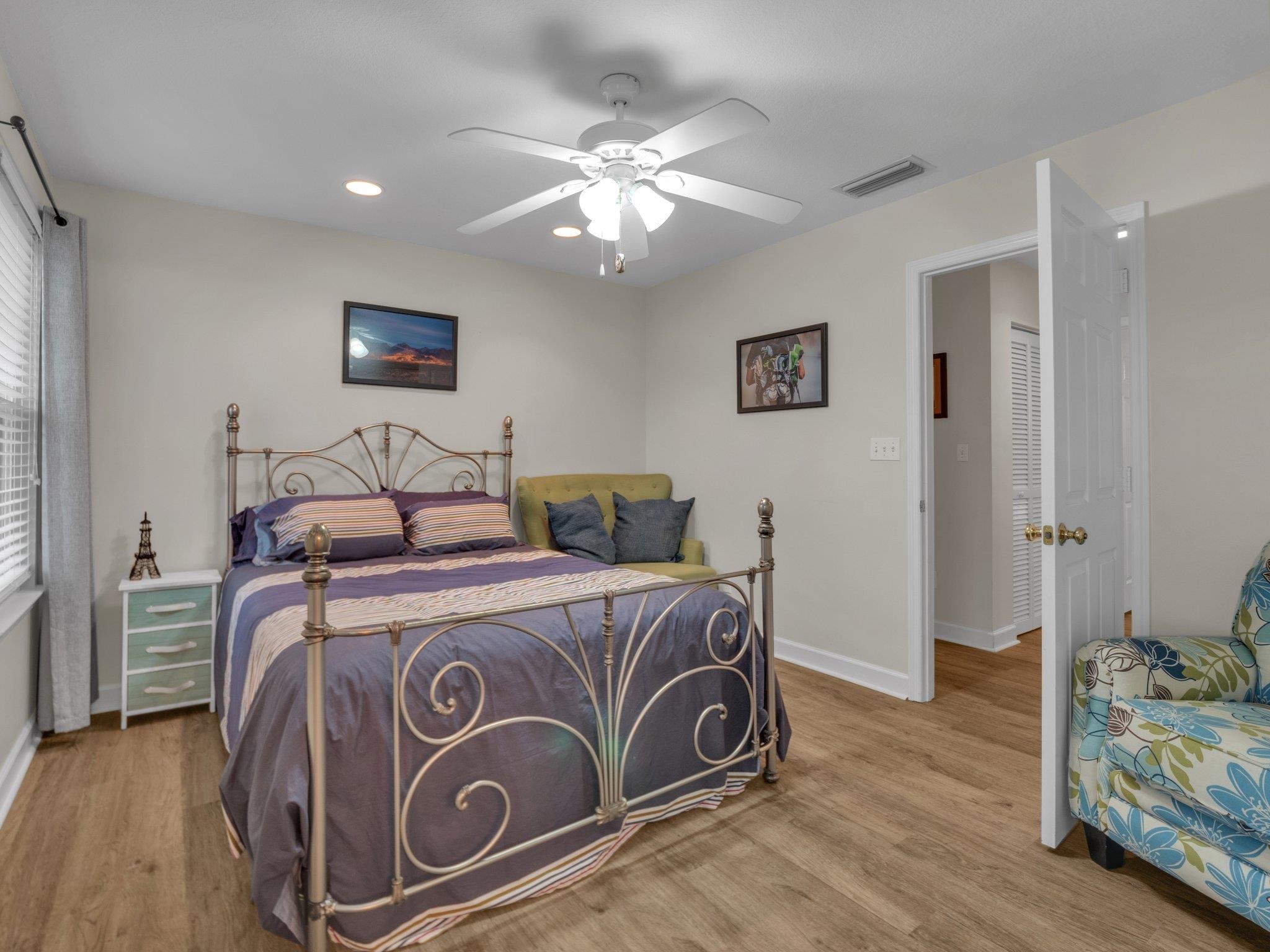 3985 Four Oaks Boulevard