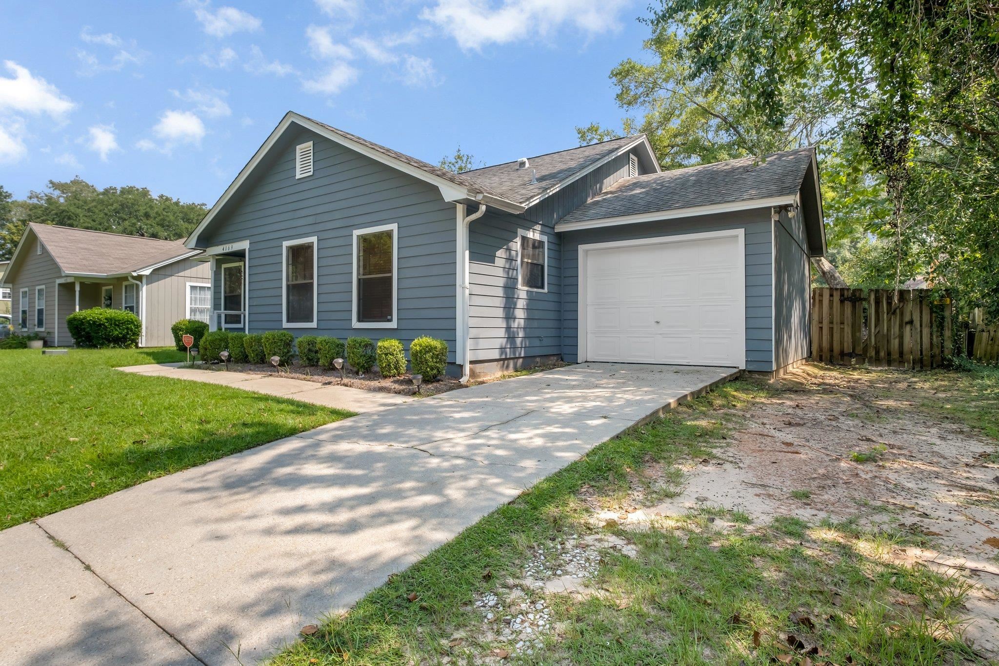 4169 Laurel Oak Circle