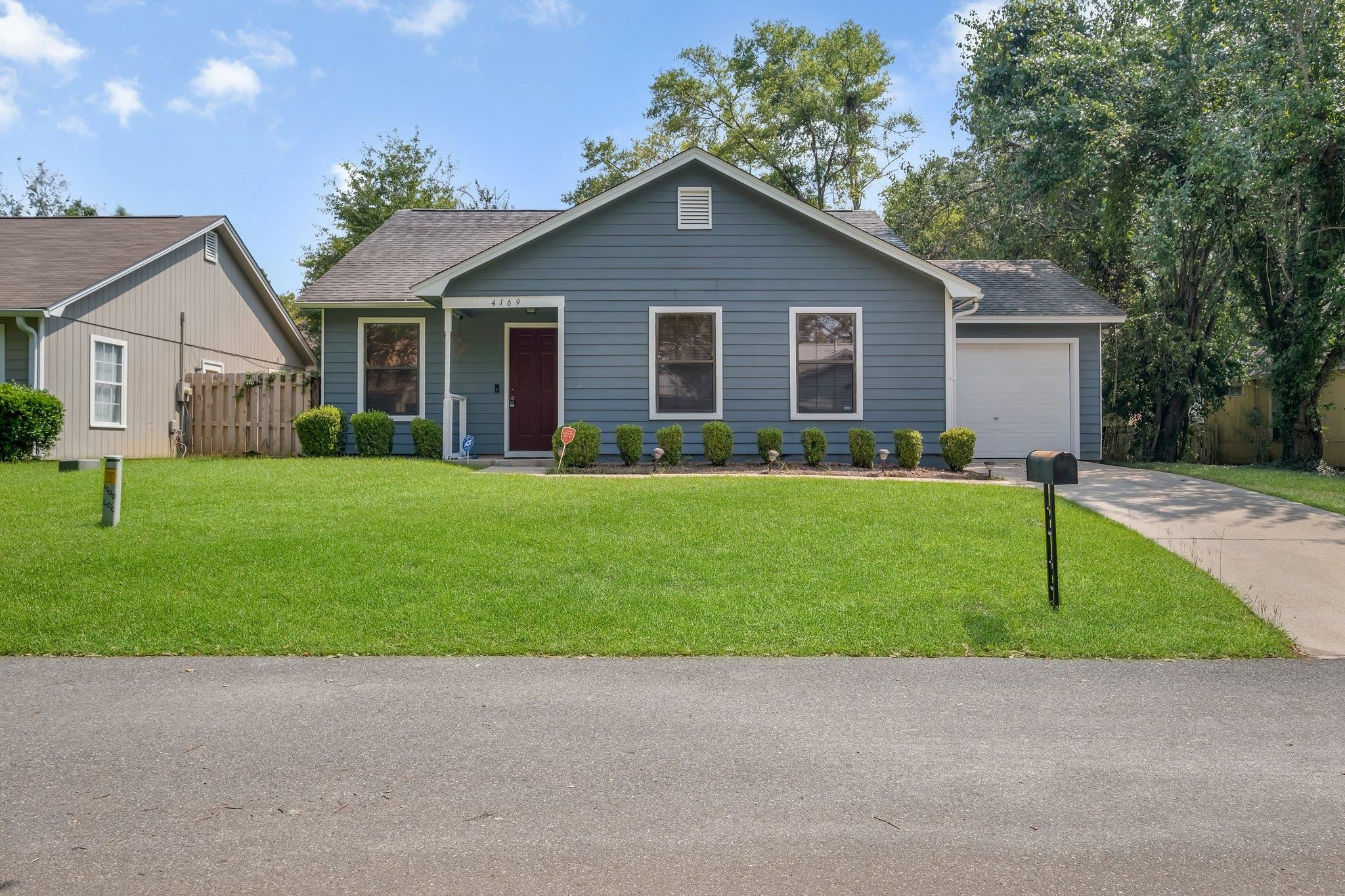 4169 Laurel Oak Circle