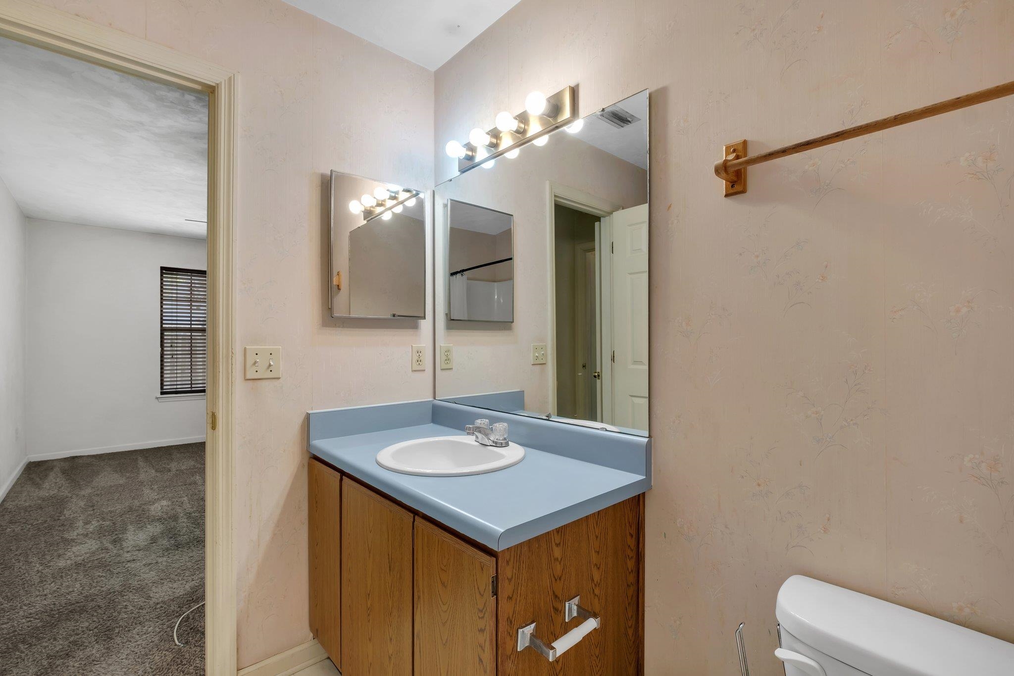 4169 Laurel Oak Circle