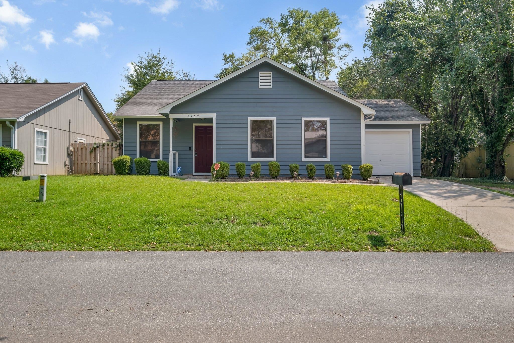 4169 Laurel Oak Circle