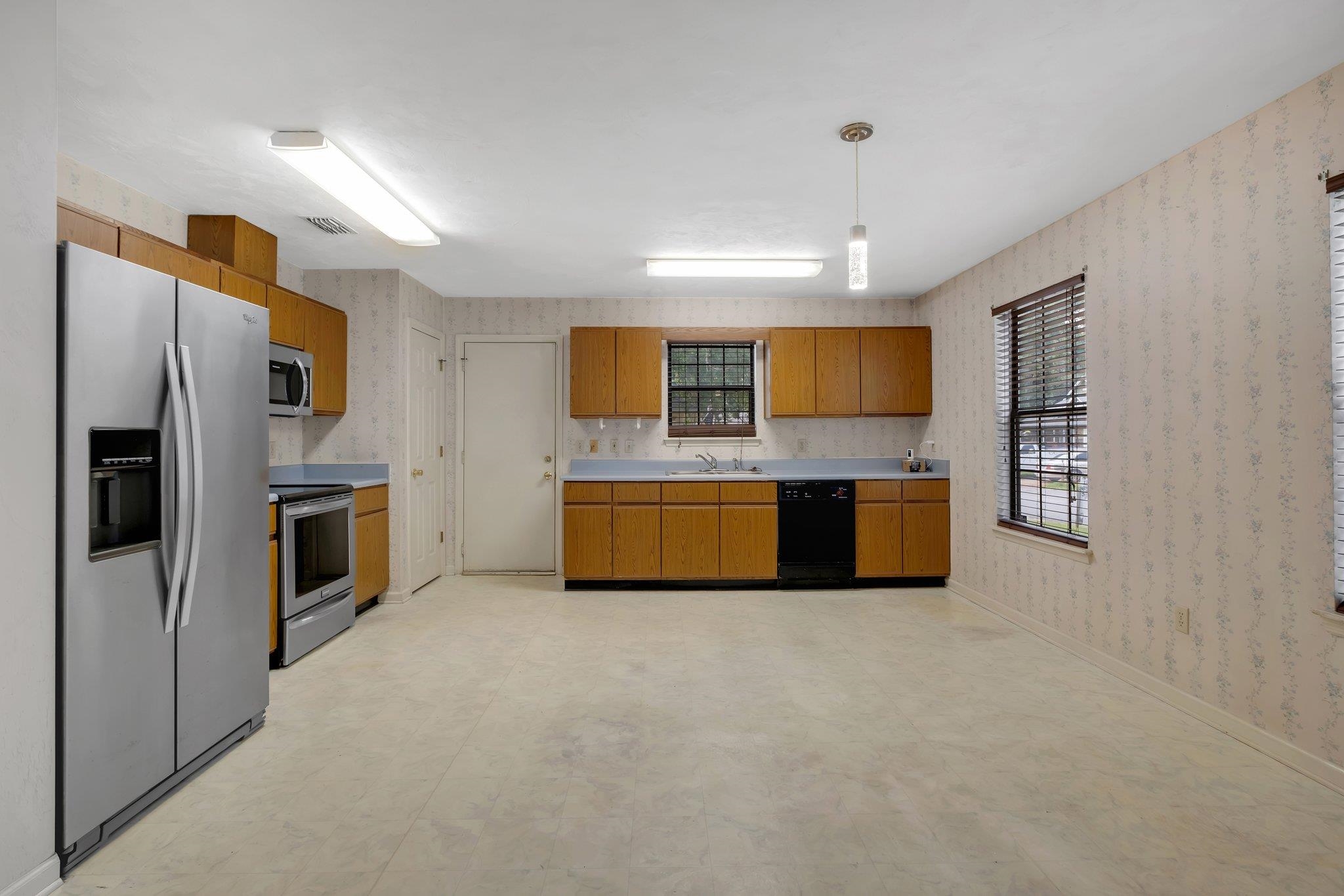 4169 Laurel Oak Circle