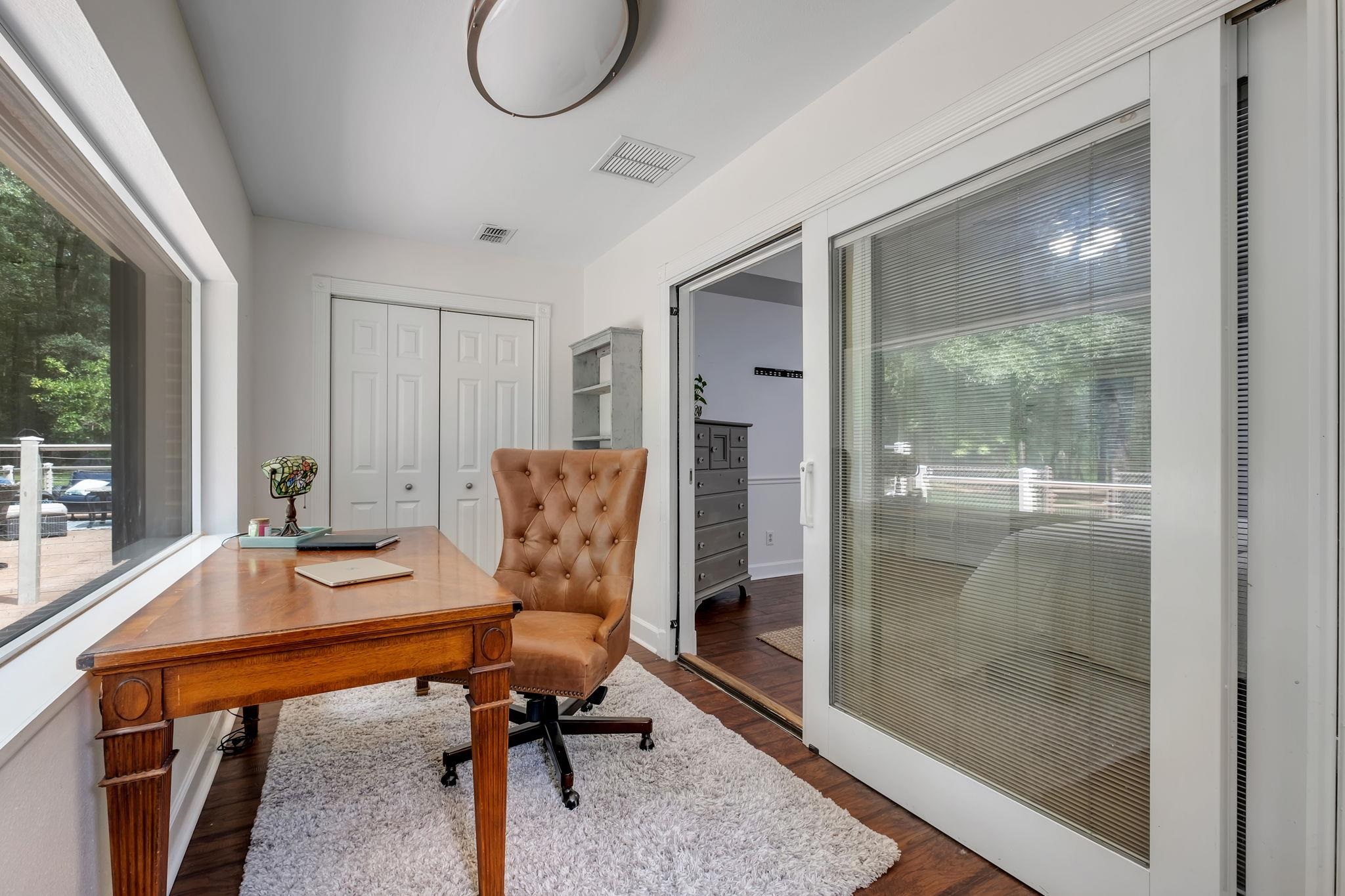 7433 Creekridge Circle