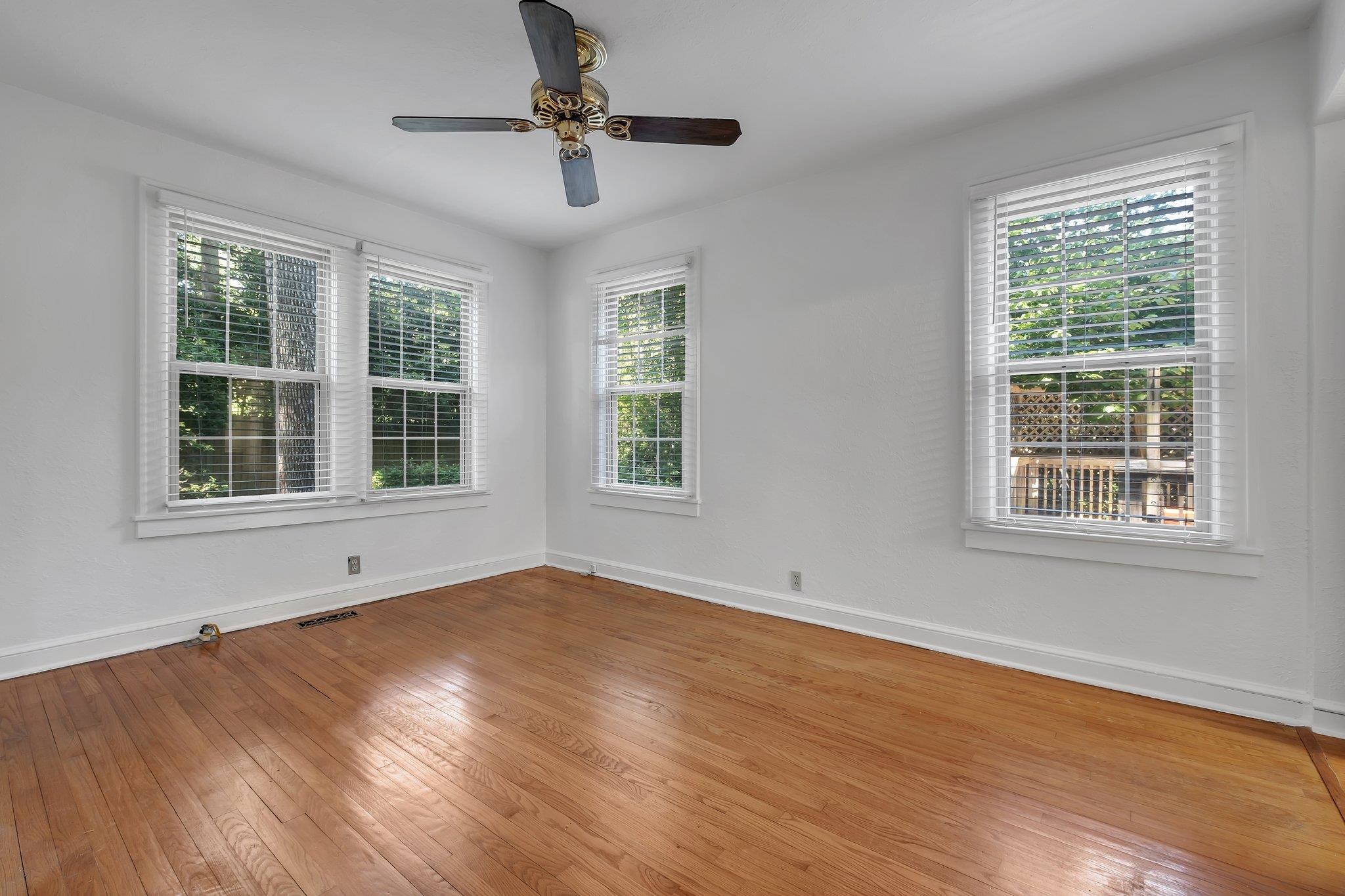 1304 Mitchell Avenue