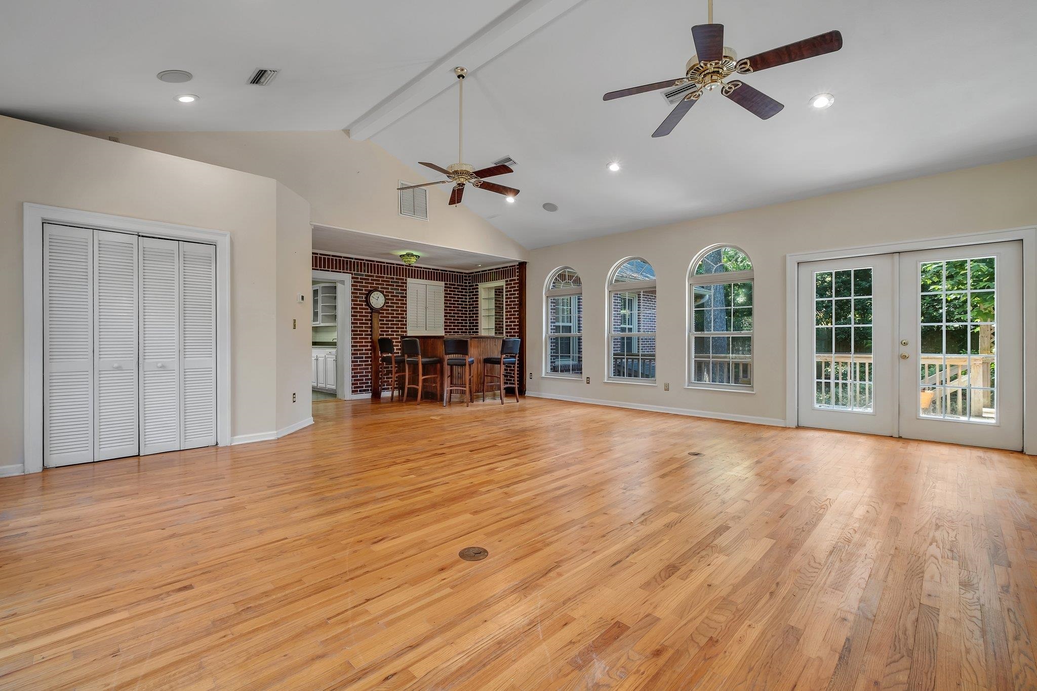 1304 Mitchell Avenue