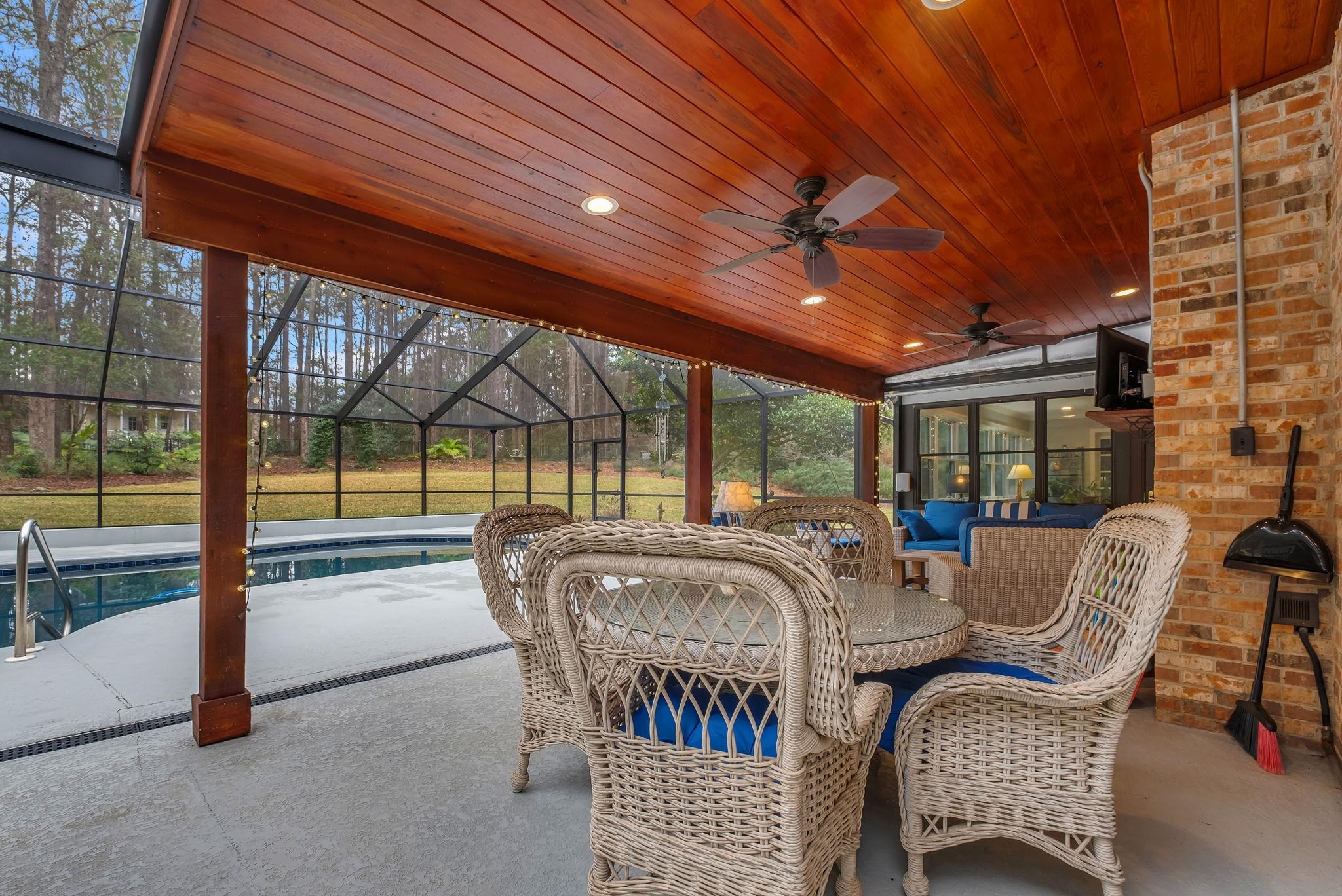 8039 Evening Star Lane