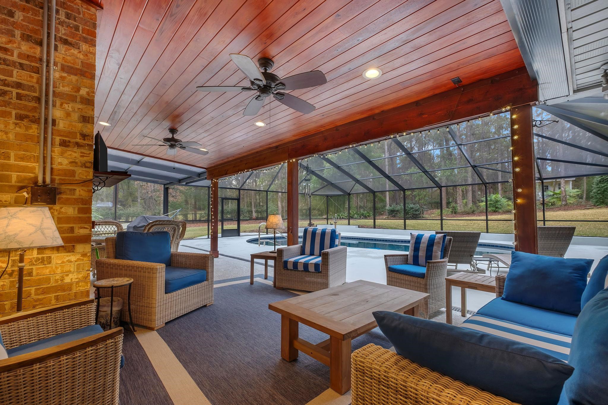 8039 Evening Star Lane