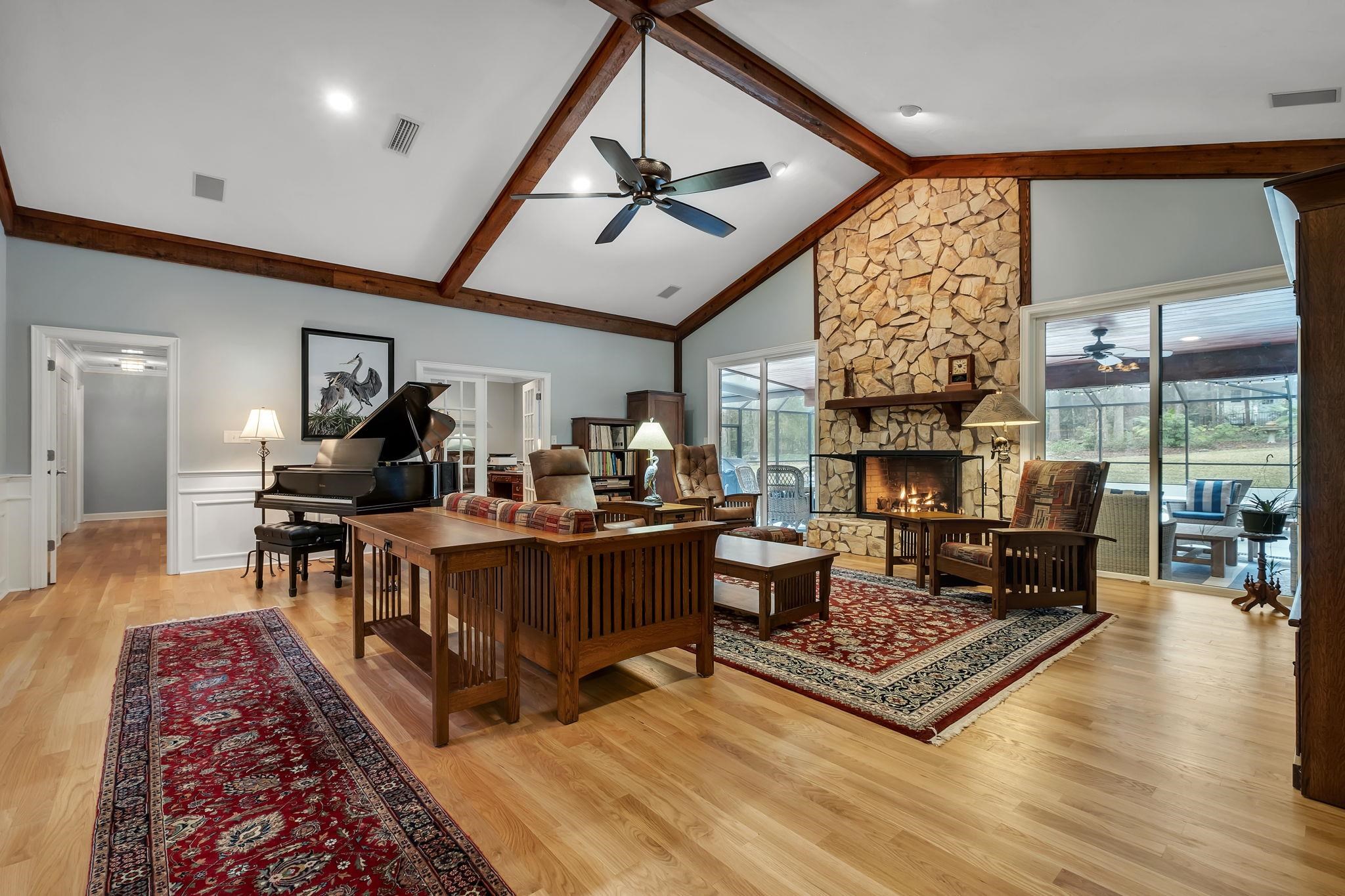 8039 Evening Star Lane