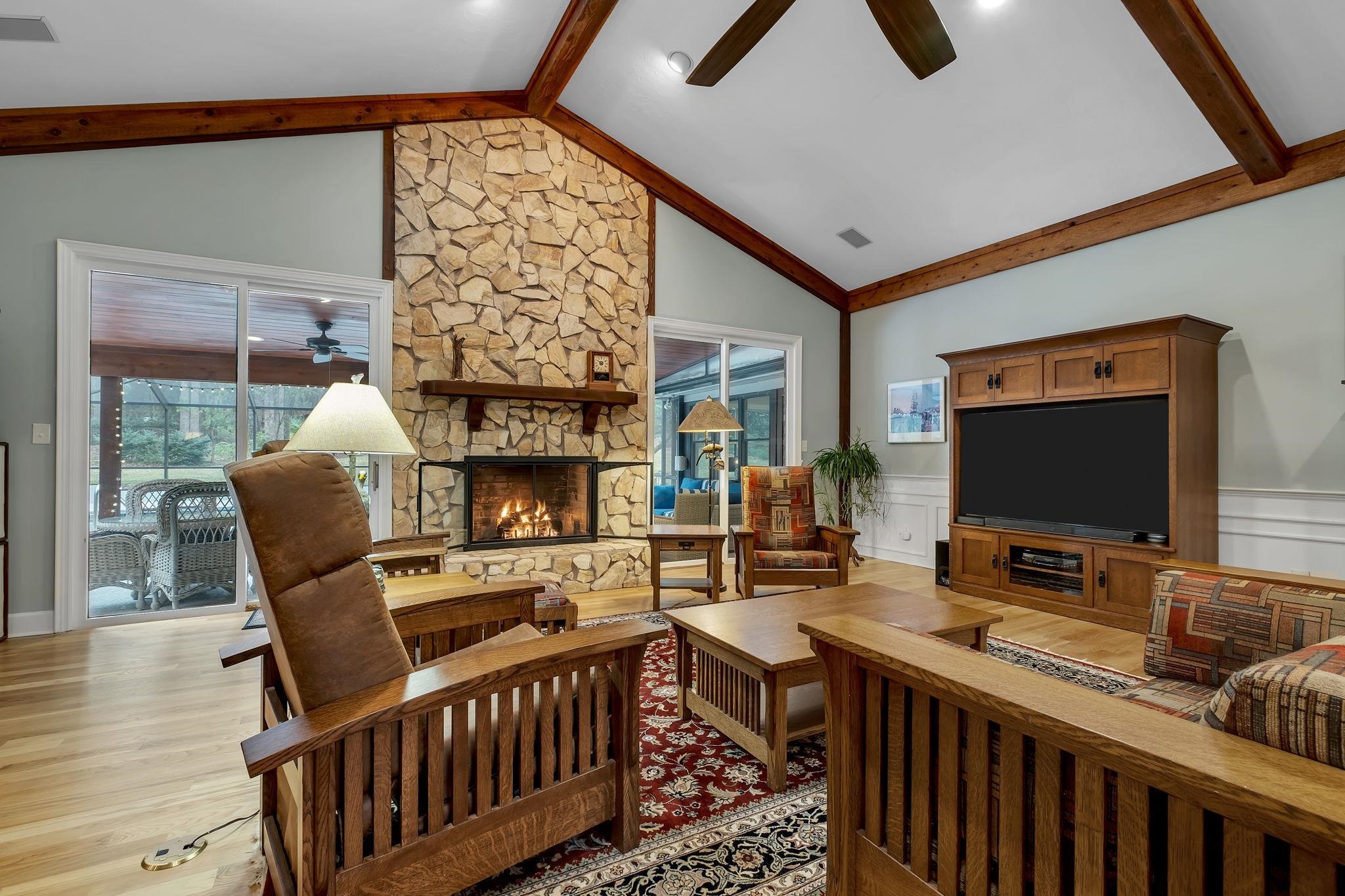 8039 Evening Star Lane