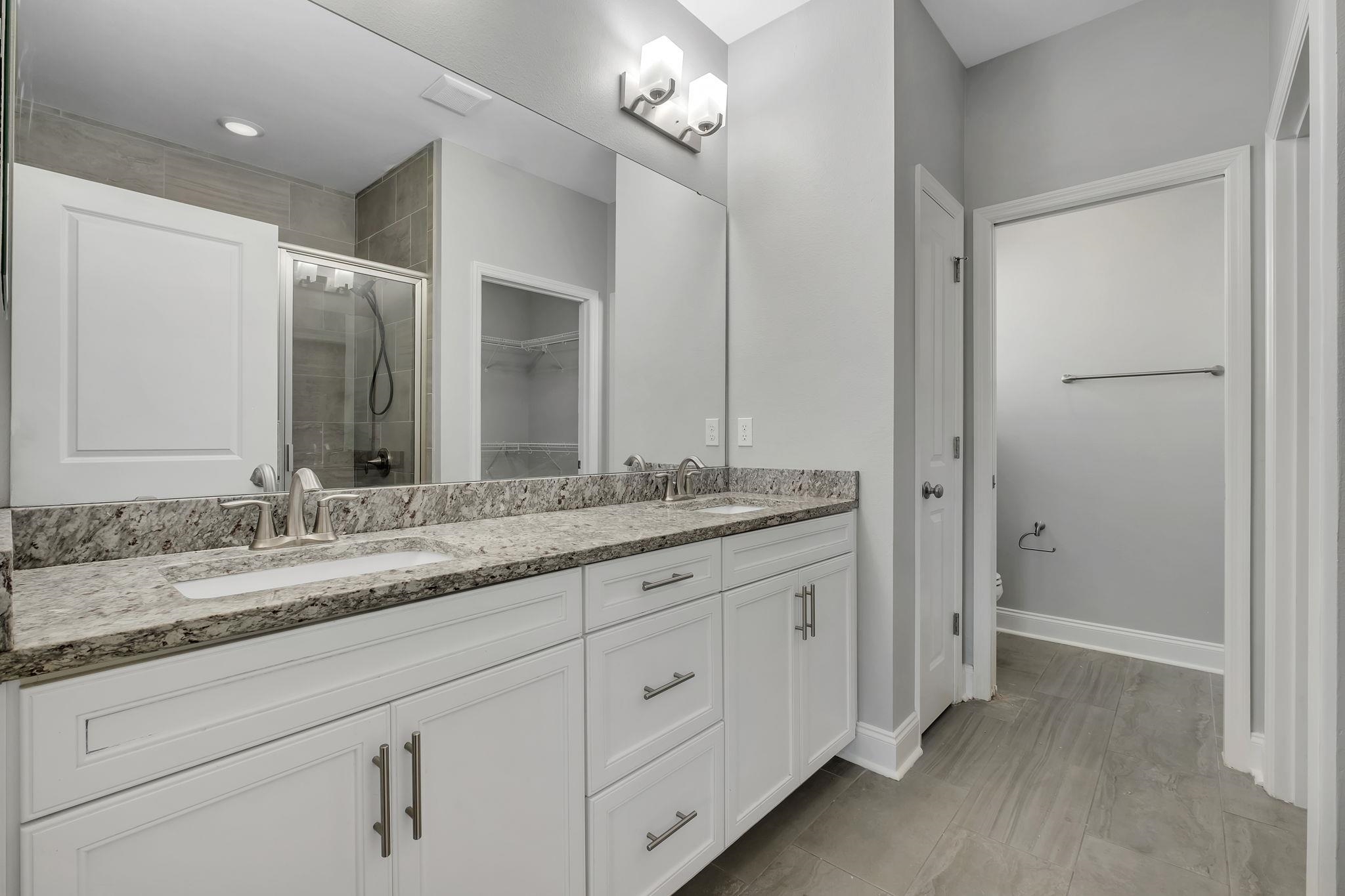 5164 Holly Fern Trace