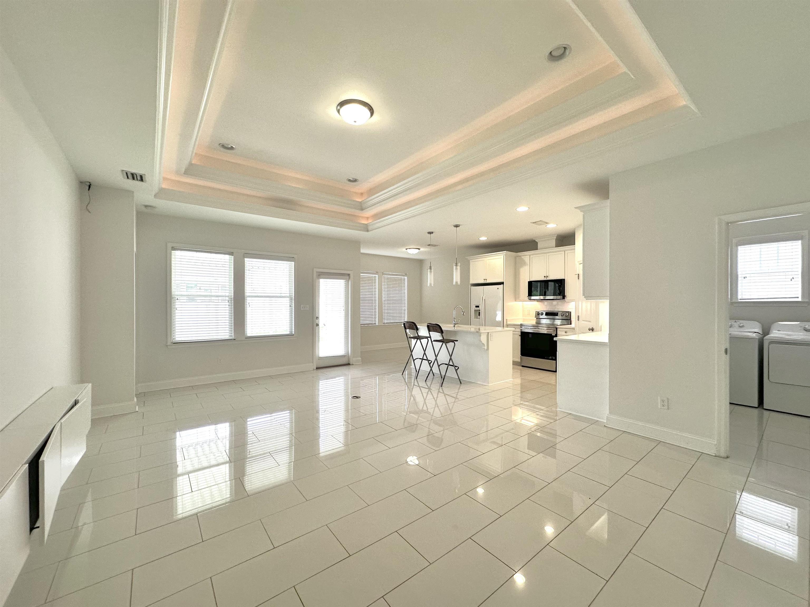 5021 Caracara Drive