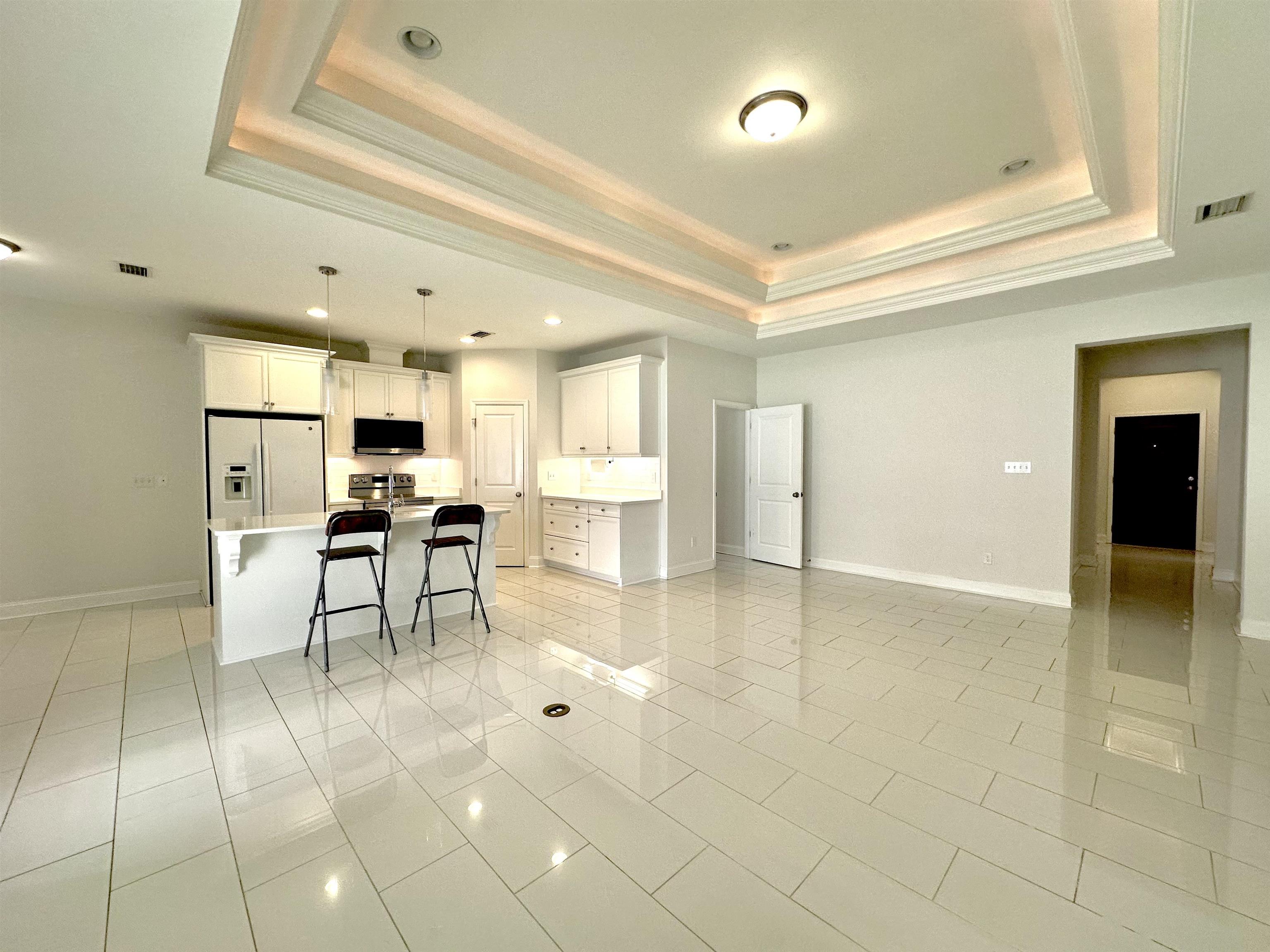 5021 Caracara Drive