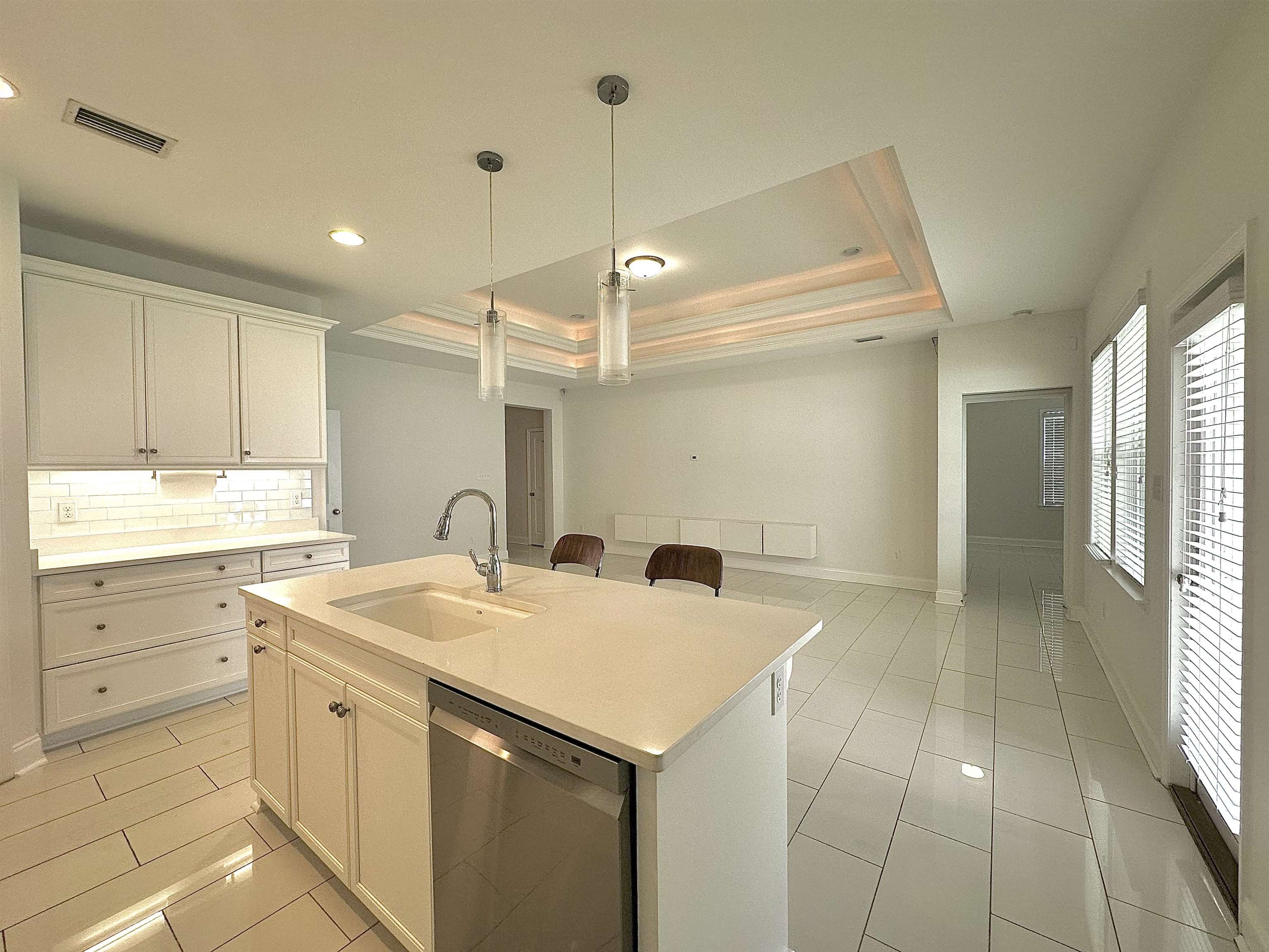 5021 Caracara Drive