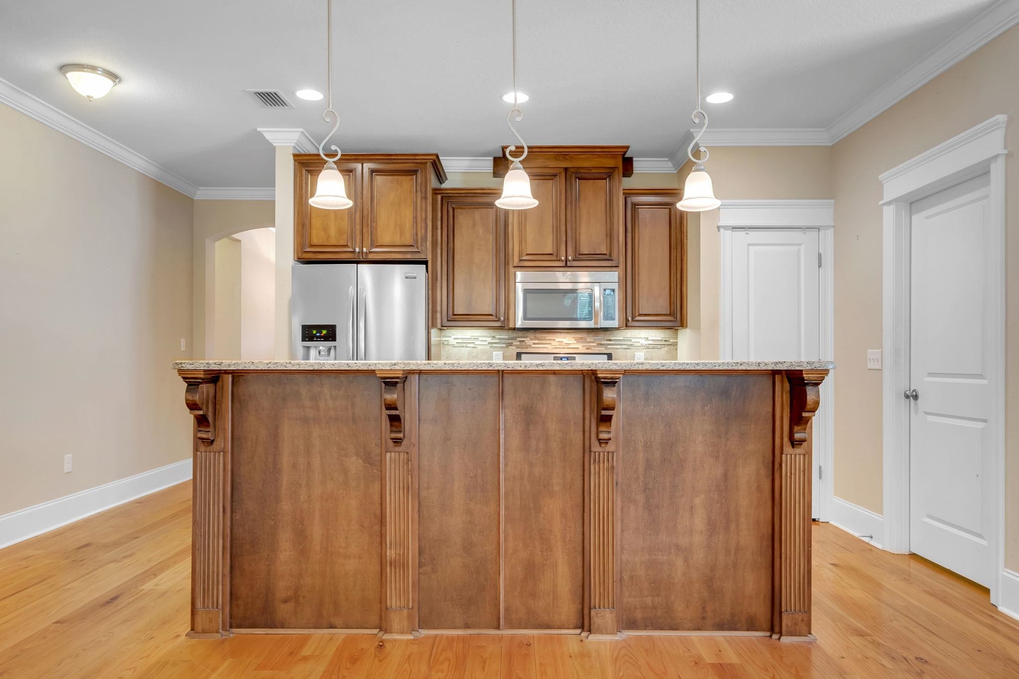 2616 Manassas Way