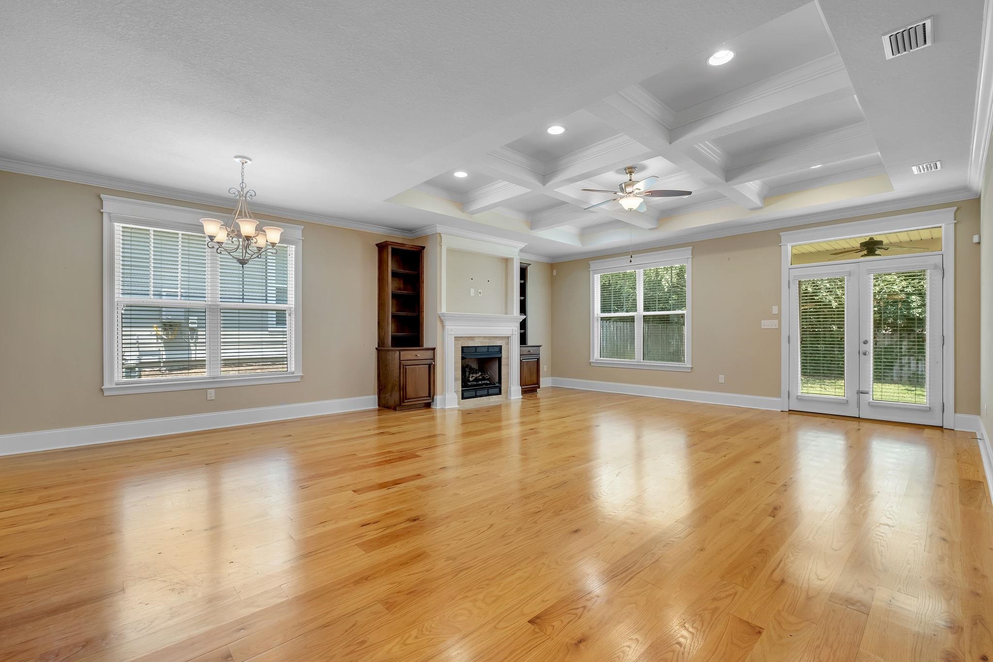 2616 Manassas Way