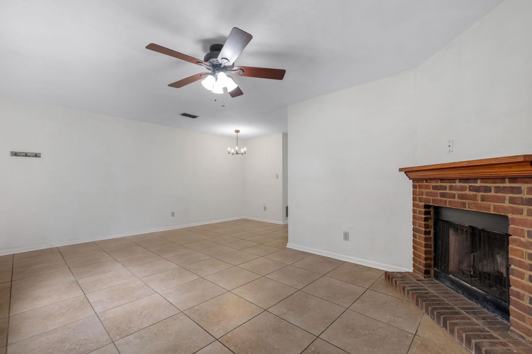 2518 Prest Court