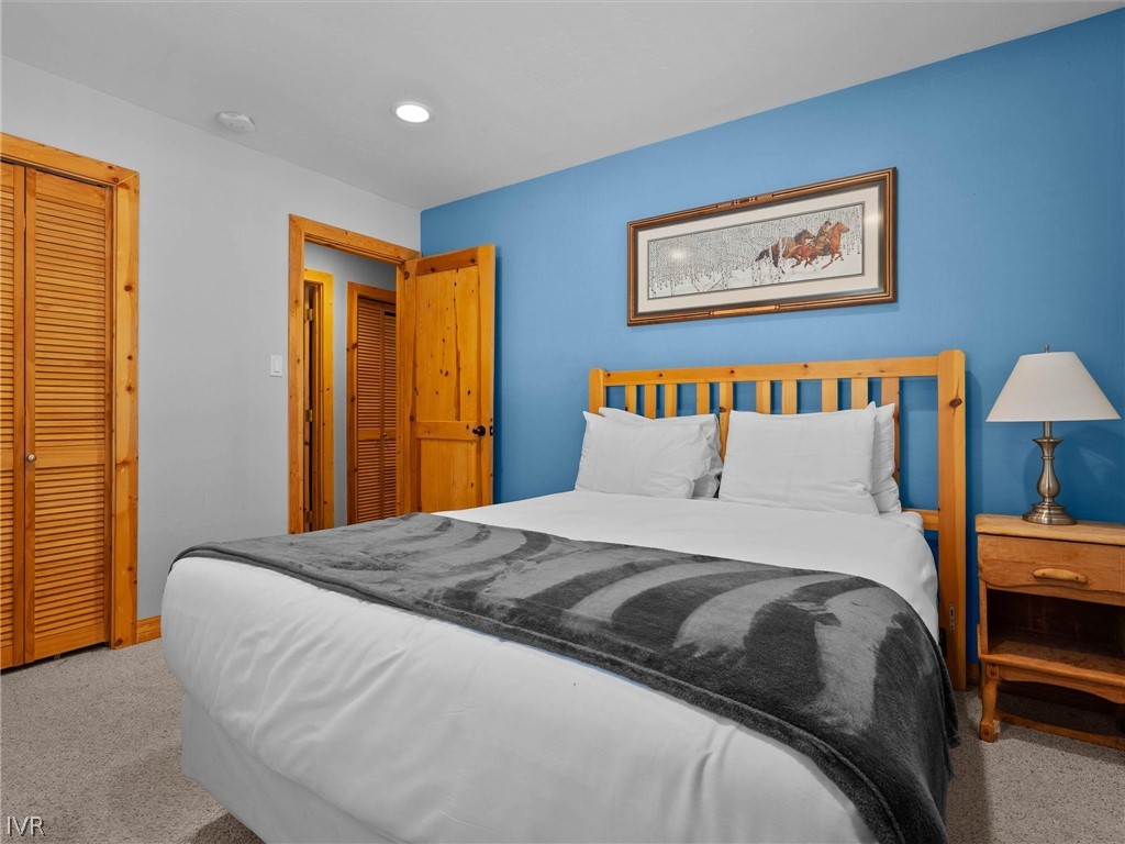 1302 Zurich Lane