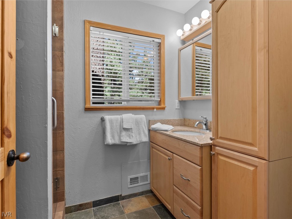 1302 Zurich Lane