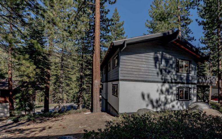 1302 Zurich Lane