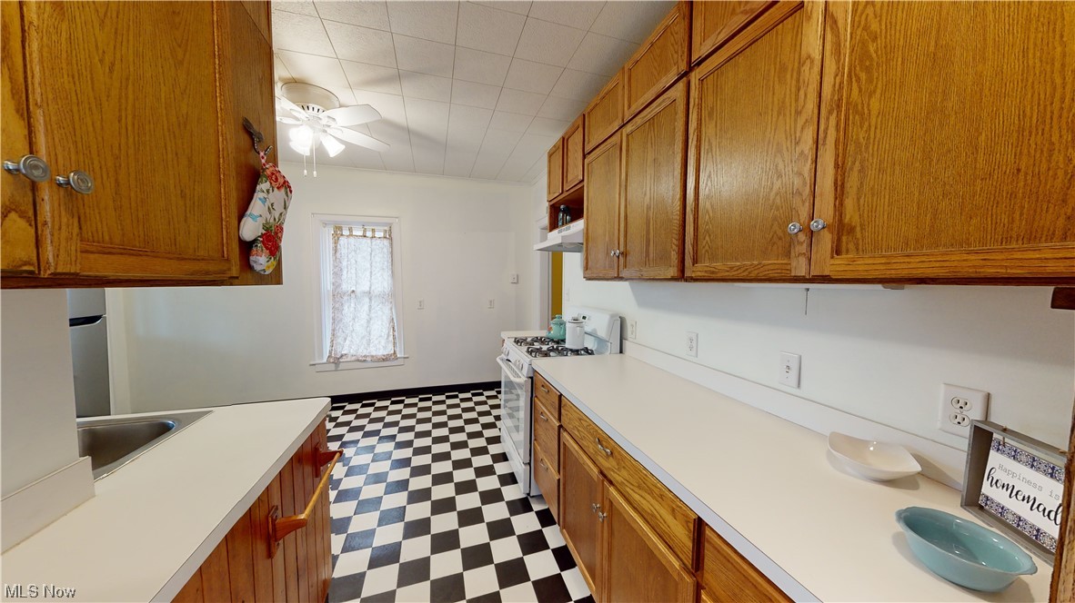 1411 W 8th Street