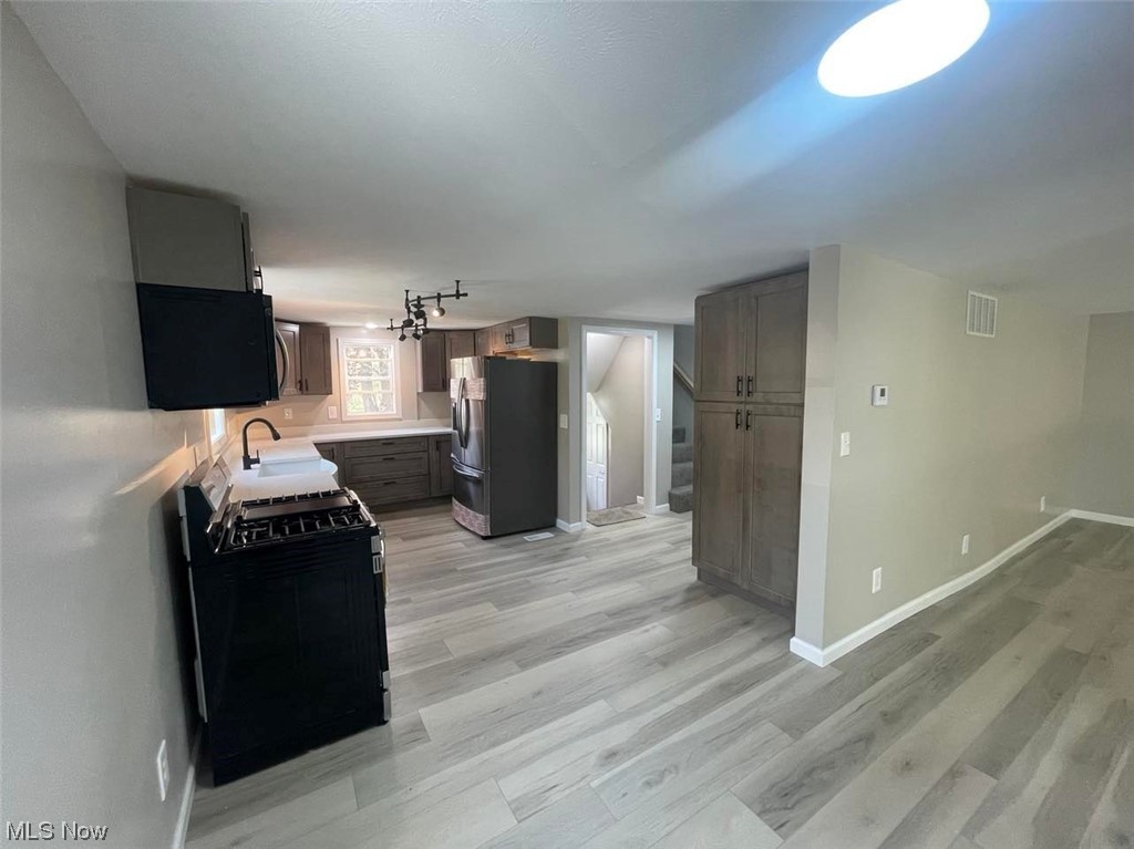 4705 New London Road
