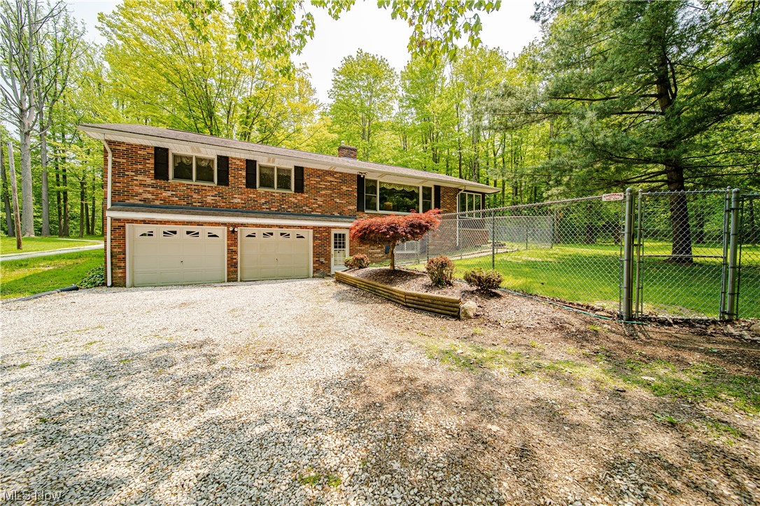 6031 Cemetery Road