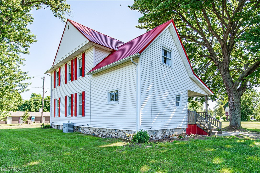 339 E Main Road