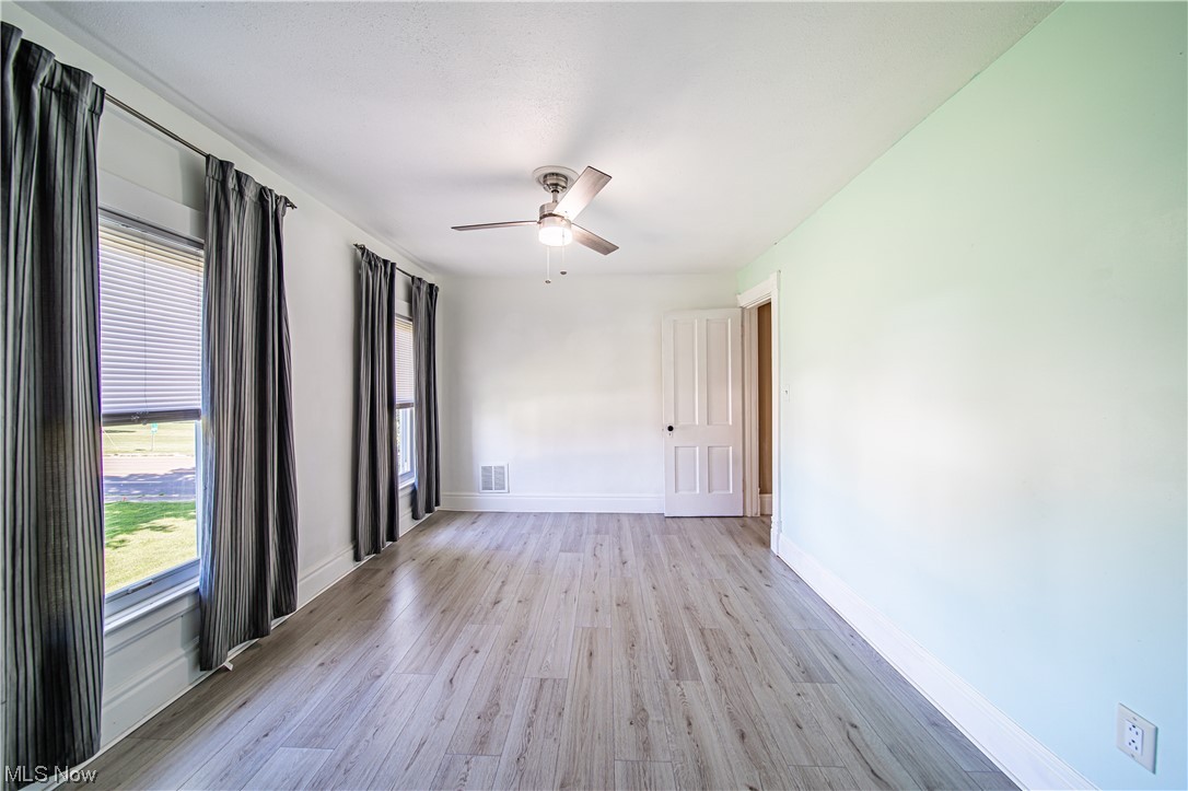 339 E Main Road