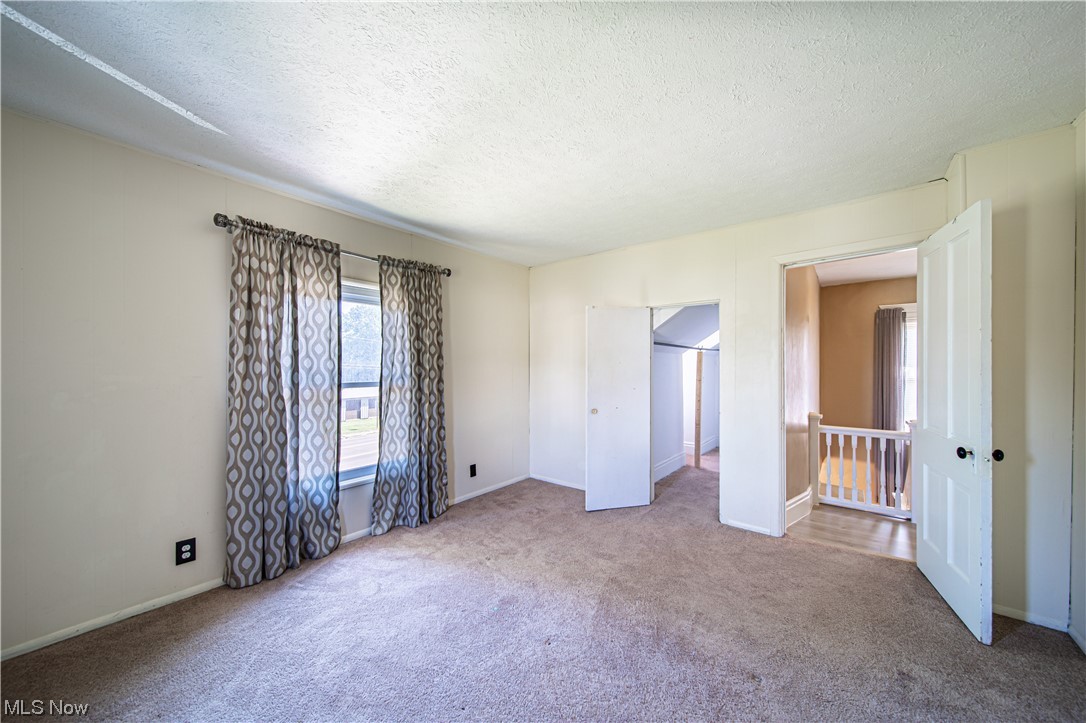 339 E Main Road