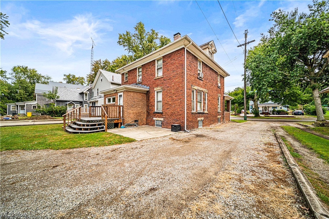 405 Harbor Street