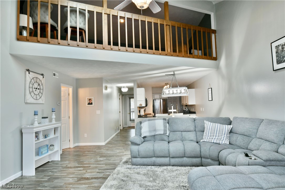 1025 Harbor Street 35