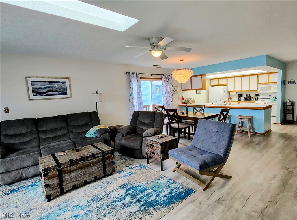 5635 Lake Road E 302F