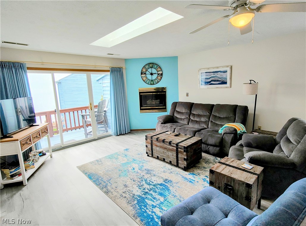 5635 Lake Road E 302F