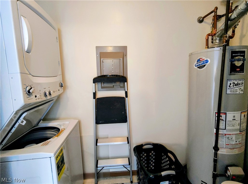 5635 Lake Road E 302F