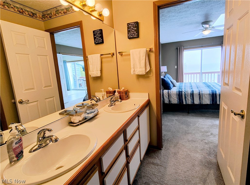 5635 Lake Road E 302F
