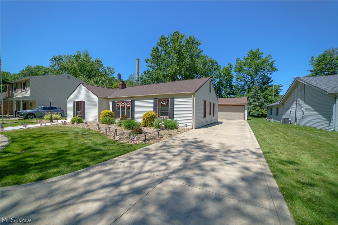 79 Keewaydin Drive