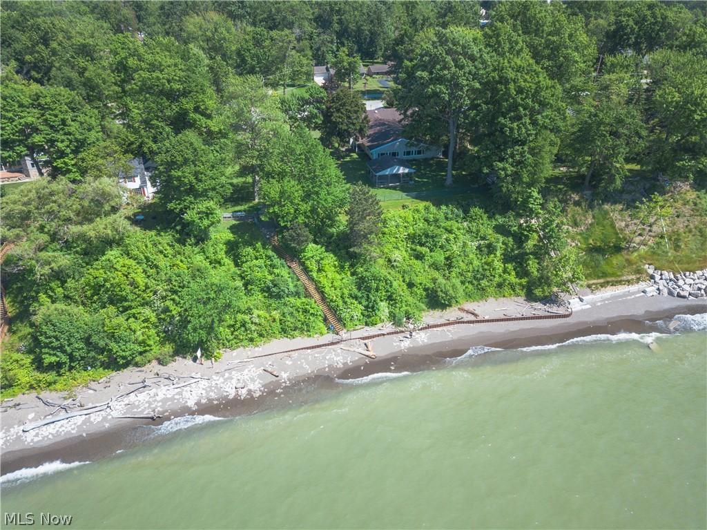 79 Keewaydin Drive