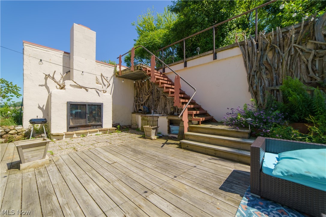 2426 Overlook Drive