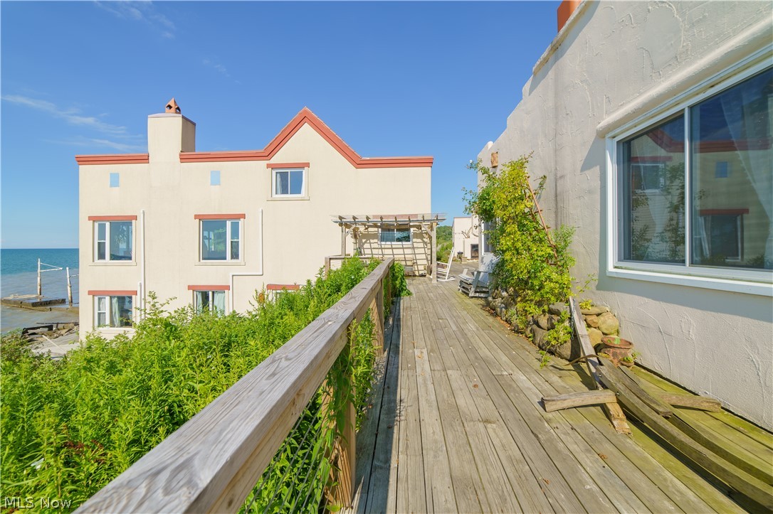 2426 Overlook Drive