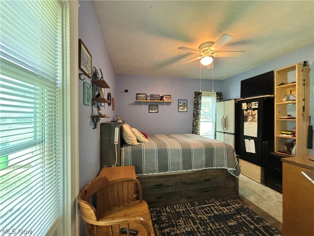 548 Lakeview Avenue