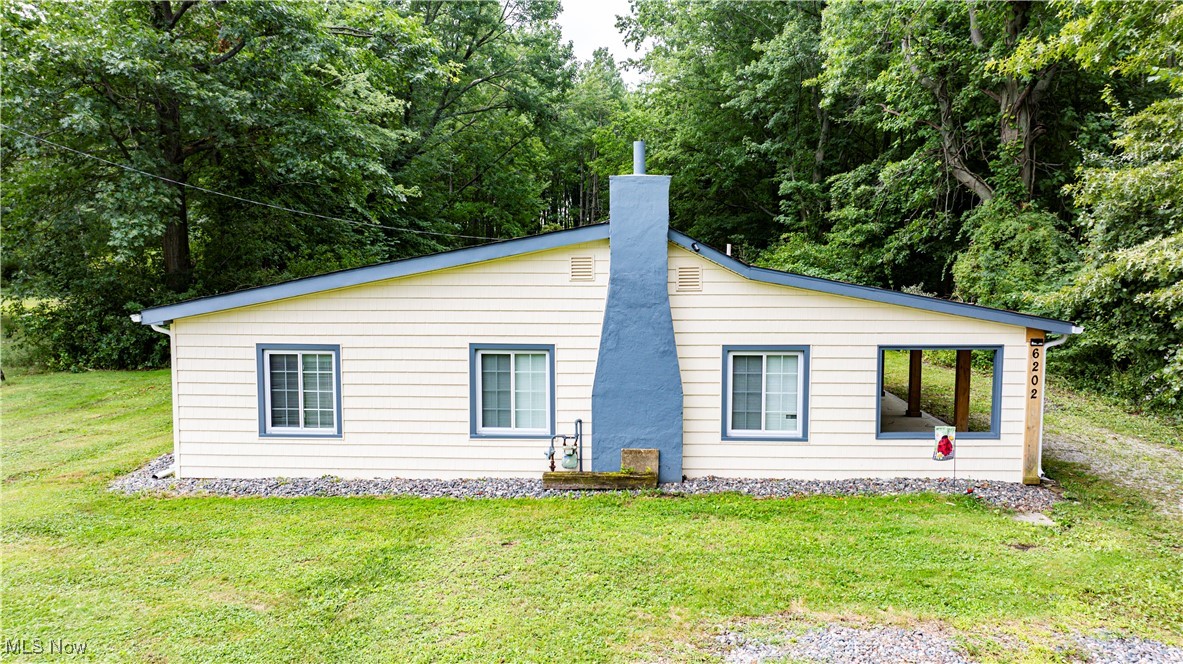 6202 Lake Road W