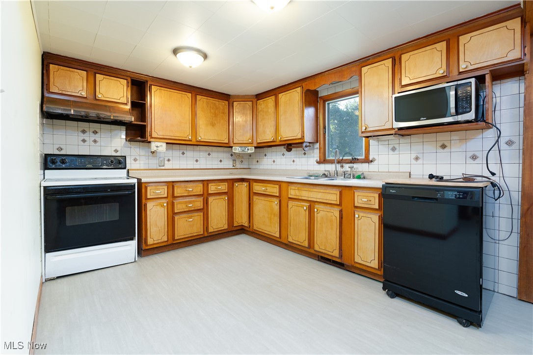 4491 Fox Road