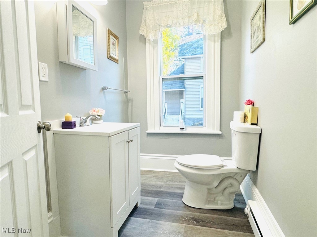 527 W 41st Street